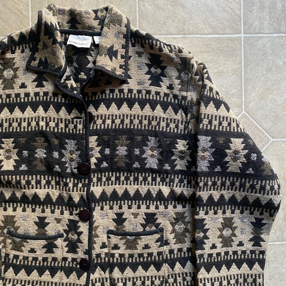 Aztec Jacket - Picture 2 of 3